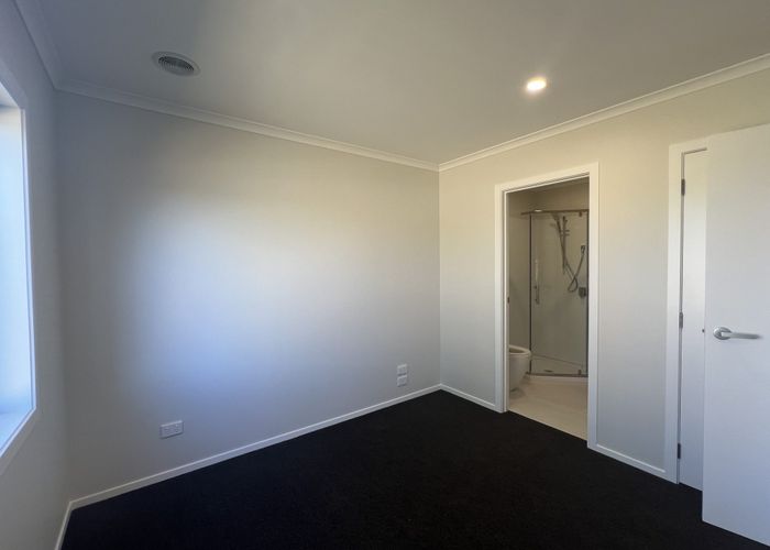  at 1/425 Dey Street, Hamilton East, Hamilton