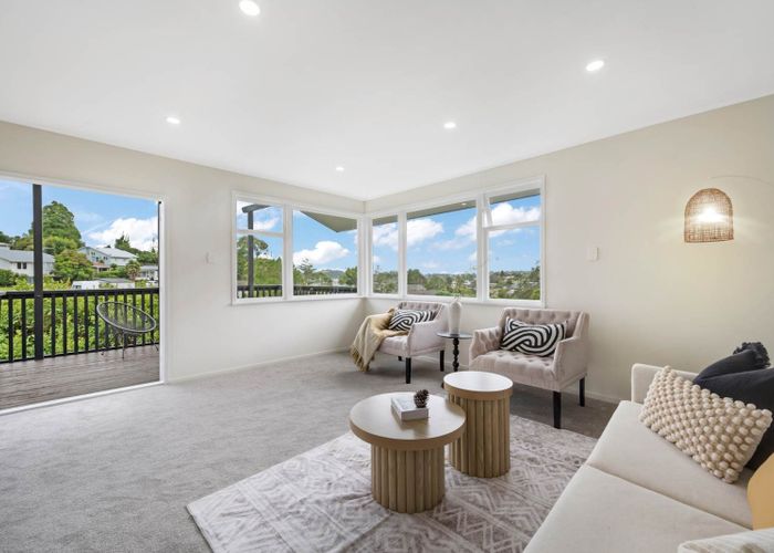  at 14 Lysander Crescent, Beach Haven, North Shore City, Auckland