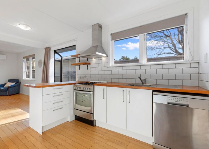  at 43 Windsor Road, Bellevue, Tauranga, Bay Of Plenty
