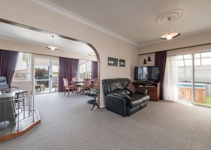  at 27 George Street, Richmond