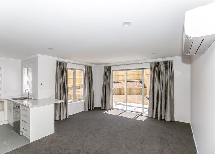  at 2/1 Hibiscus Avenue, Hamilton Lake, Hamilton