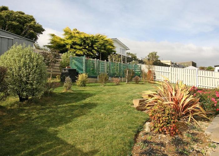  at 112 Major Drive, Kelson, Lower Hutt