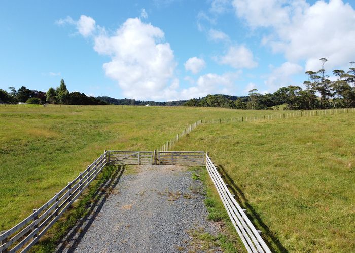  at 275 WECH ACCESS, Makarau, Auckland