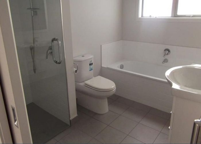  at 4b Benzie Avenue, Wallaceville, Upper Hutt, Wellington