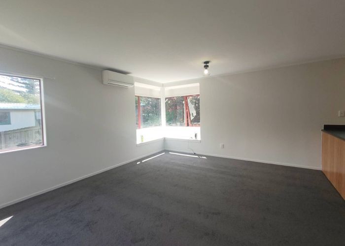  at 8A Paramu Avenue, Birkdale, North Shore City, Auckland