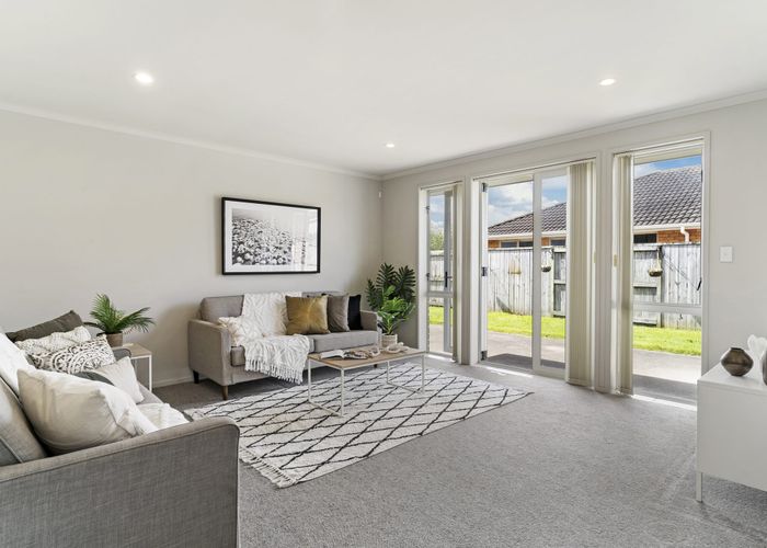  at 2 Stenning Place, Papamoa Beach, Papamoa