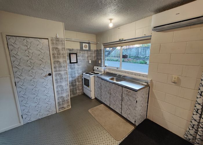  at 17 Myrtle Street, Hamilton East, Hamilton