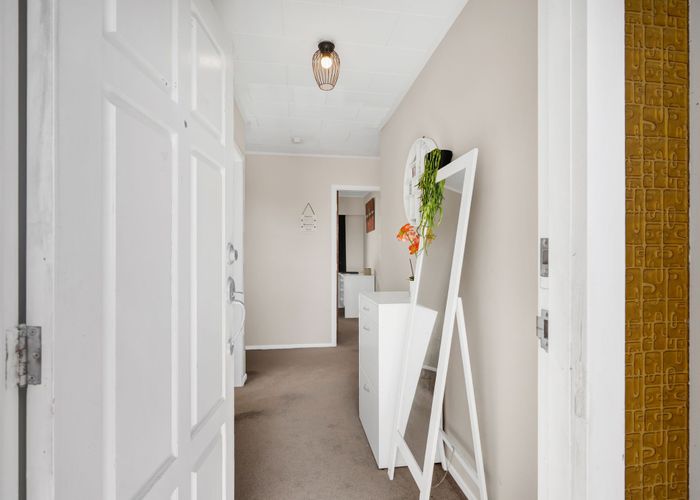  at 323 Mangorei Road, Merrilands, New Plymouth, Taranaki