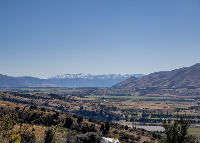  at 41 Westreca Ridge Lane, Queensberry, Cromwell