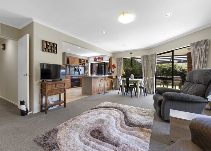  at 16 Fraser Court, Roslyn, Palmerston North