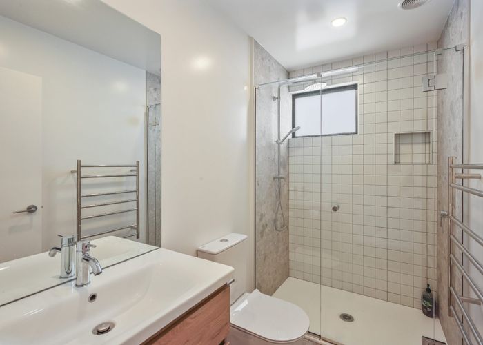  at 1/236 Salisbury Street, City Centre, Christchurch City, Canterbury