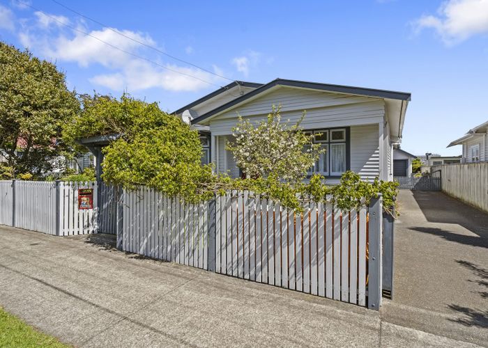  at 16 Bouverie Street, Petone, Lower Hutt