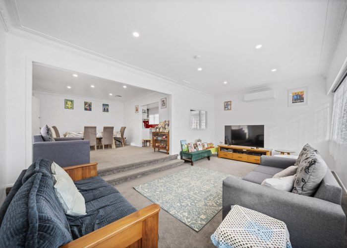  at 33 McCullough Avenue, Papatoetoe, Manukau City, Auckland