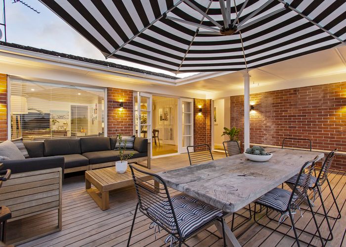  at 15 Kokiri Street, Te Atatu South, Auckland