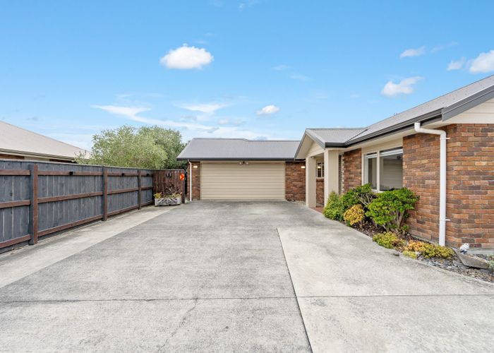  at 11 Chestnut Close, Kelvin Grove, Palmerston North