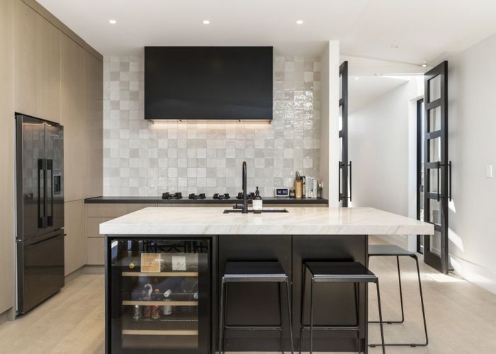  at 11 Chester Avenue, Westmere, Auckland