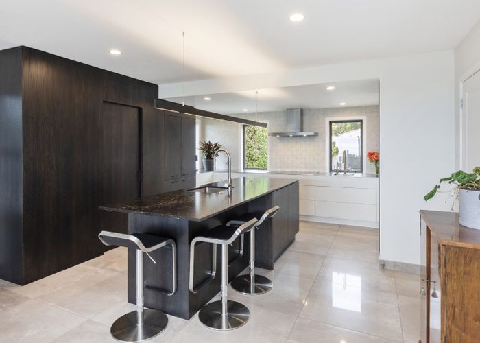  at 5 Ophir Lane, Redcliffs, Christchurch City, Canterbury