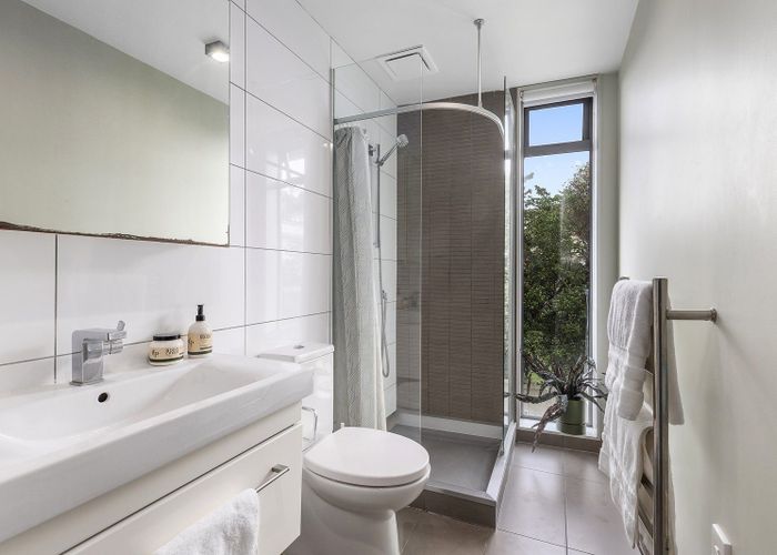  at E108/28 Torrens Terrace, Te Aro, Wellington, Wellington