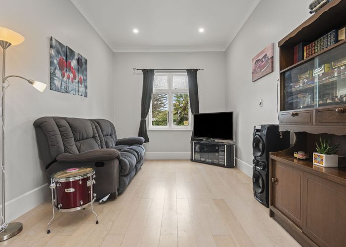  at 16 Aorangi Street, Feilding, Feilding