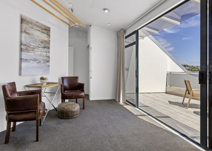  at 2/227 Lake Terrace, Waipahihi, Taupo, Waikato