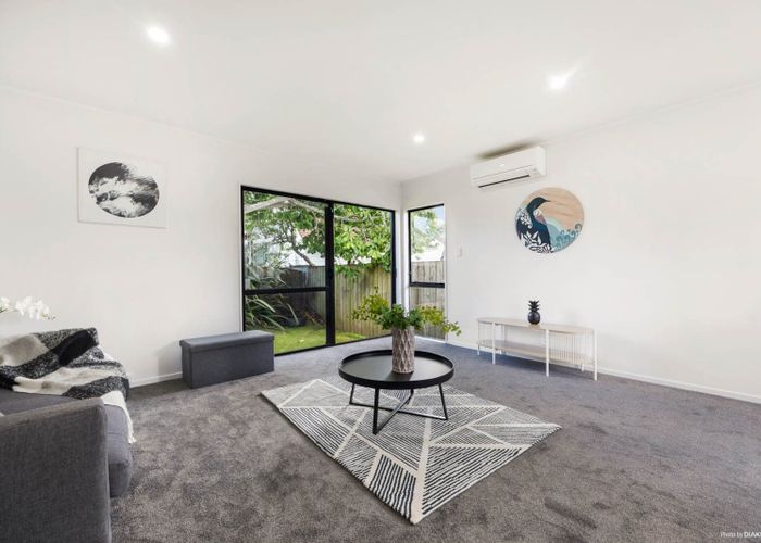  at 2/50 Airfield Road, Takanini, Papakura, Auckland