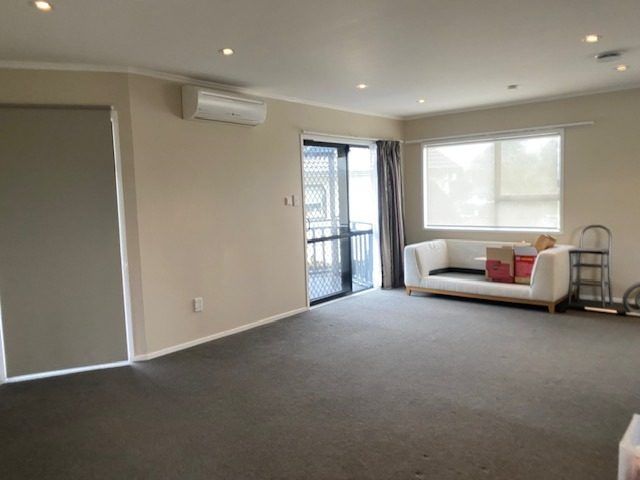  at 38 Gosford Drive, Botany Downs, Manukau City, Auckland