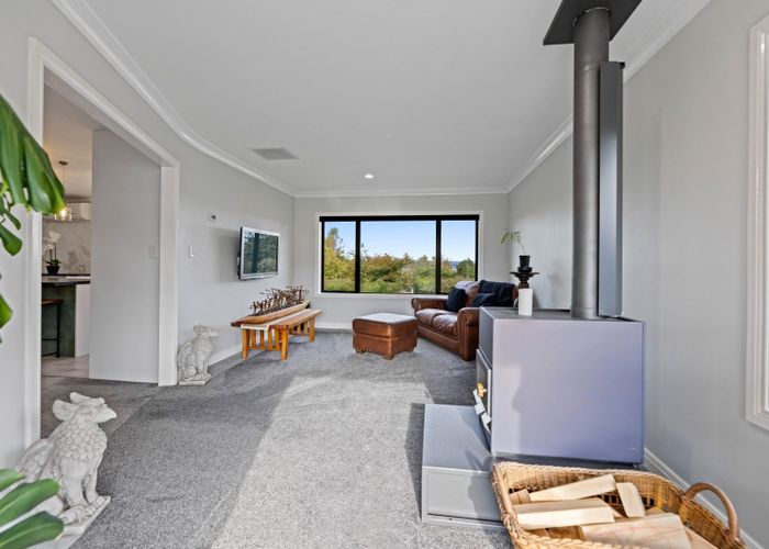  at 34 Kinder Street, Acacia Bay, Taupo