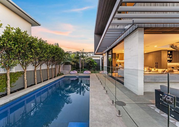  at 41 Craig Road, Milford, North Shore City, Auckland