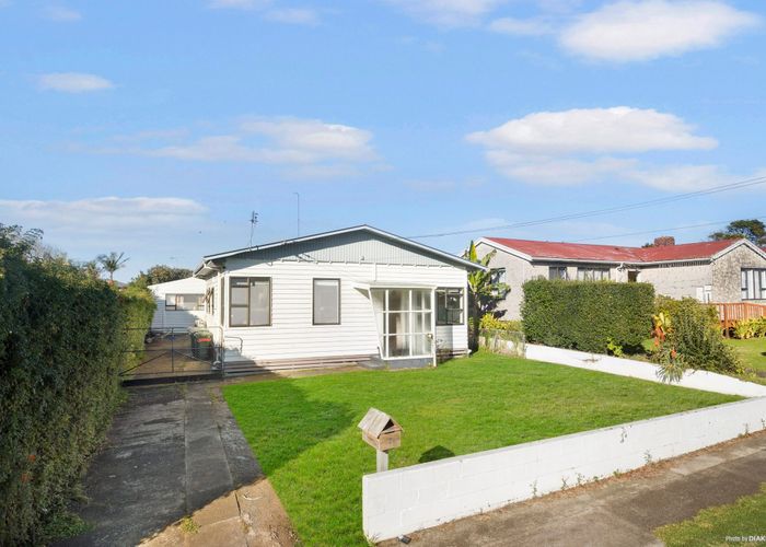  at 7 Heretaunga Avenue, Onehunga, Auckland