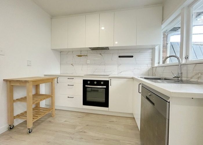  at 8/18 Harding Avenue, Mount Wellington, Auckland City, Auckland