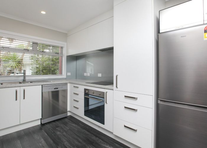  at 7/16 Hammond Street, Hamilton Central, Hamilton