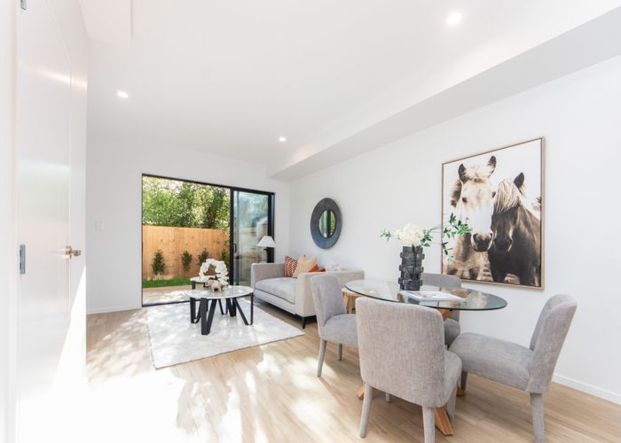  at 7/4 Serjeant Street, Henderson, Auckland