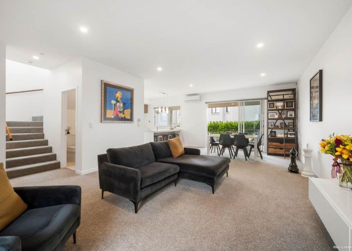  at 122  Salerno Rise, Albany, North Shore City, Auckland