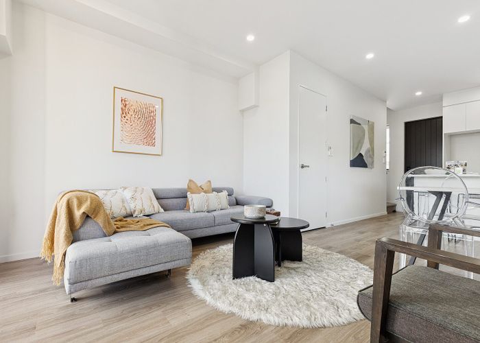  at 11A Mandarin Place, Half Moon Bay, Manukau City, Auckland