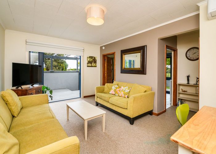  at 1/16 Freyberg Street, Roslyn, Palmerston North, Manawatu / Whanganui