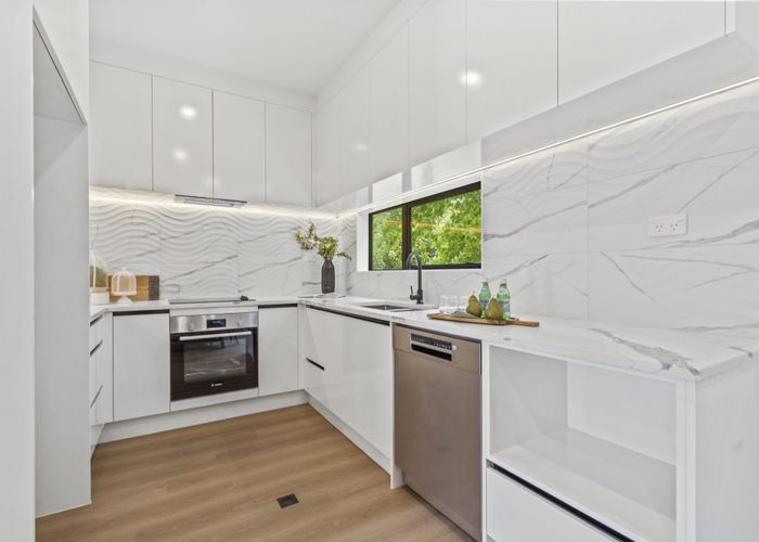  at 36C Whitford Road, Botany Downs, Manukau City, Auckland