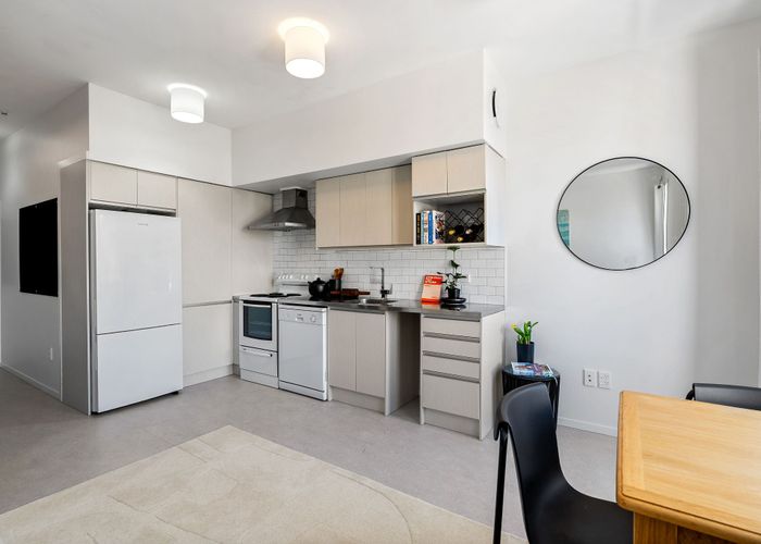  at 33 Karo Drive, Te Aro, Wellington, Wellington