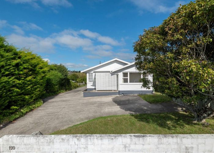  at 199a Chivalry Road, Glenfield, North Shore City, Auckland
