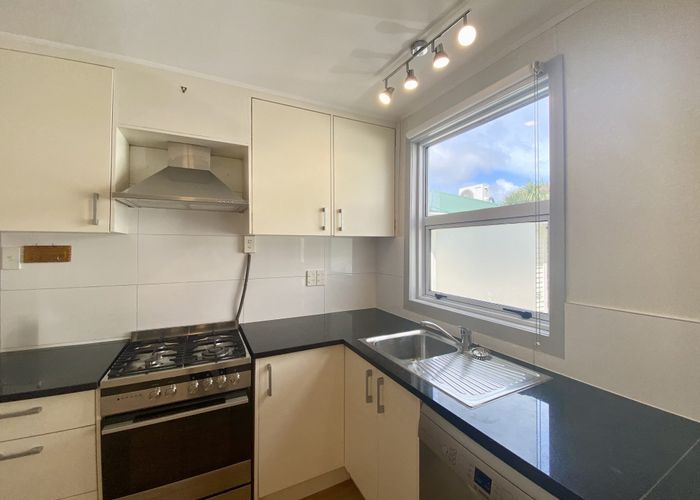  at 18 Harlston Road, Mount Albert, Auckland City, Auckland