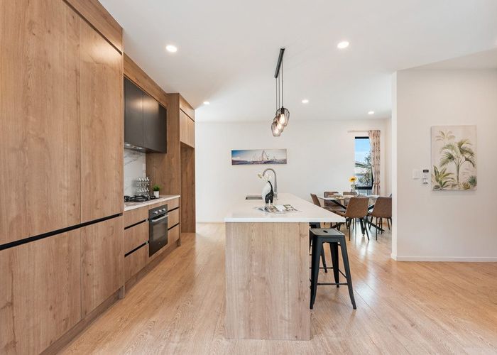  at 718B Massey Road, Mangere, Manukau City, Auckland