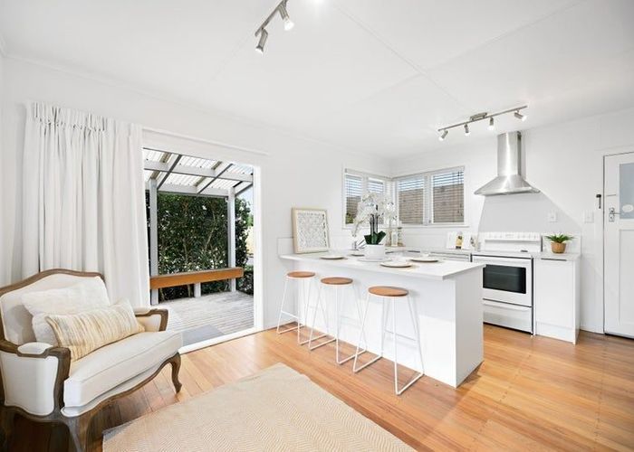  at 64 Aurora Terrace, Hillcrest, Hamilton, Waikato
