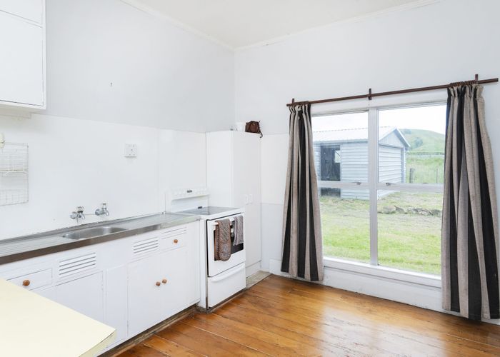  at 194 Kaimoe Road, Patutahi, Gisborne