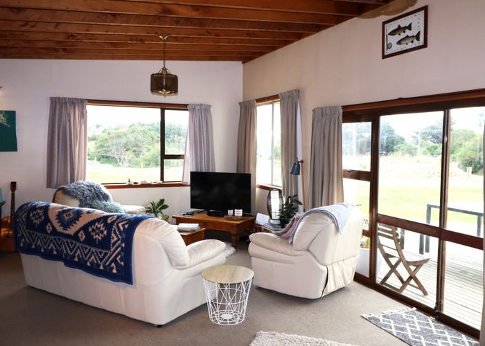  at 32 Tenby Street, Moeraki, Waitaki, Otago
