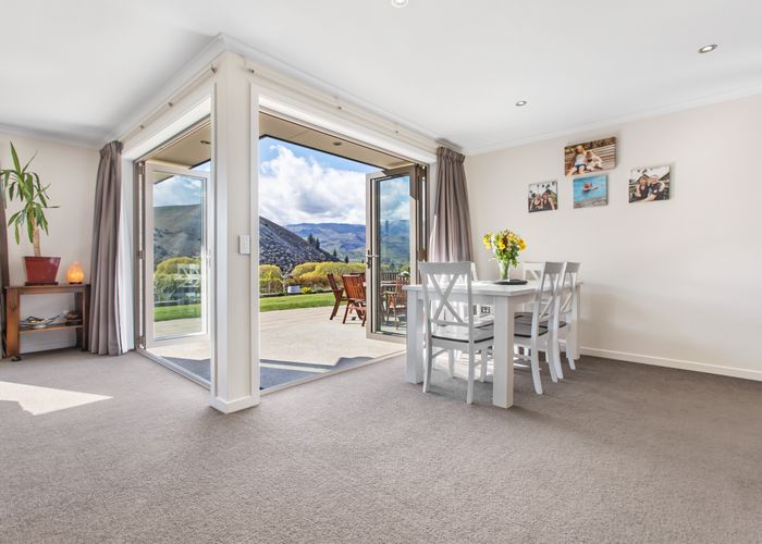  at 7 Mallett Lane, Lowburn