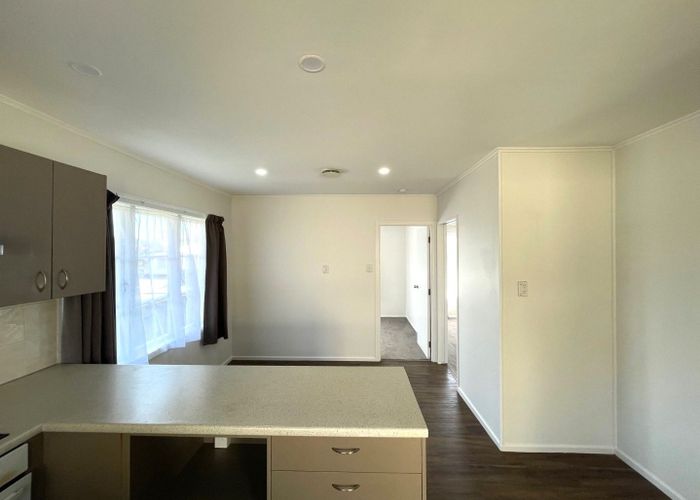  at 2 Grant Avenue, Otara, Auckland
