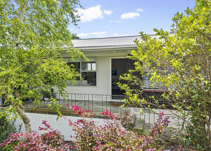  at 2/59 Newington Road, Henderson, Waitakere City, Auckland