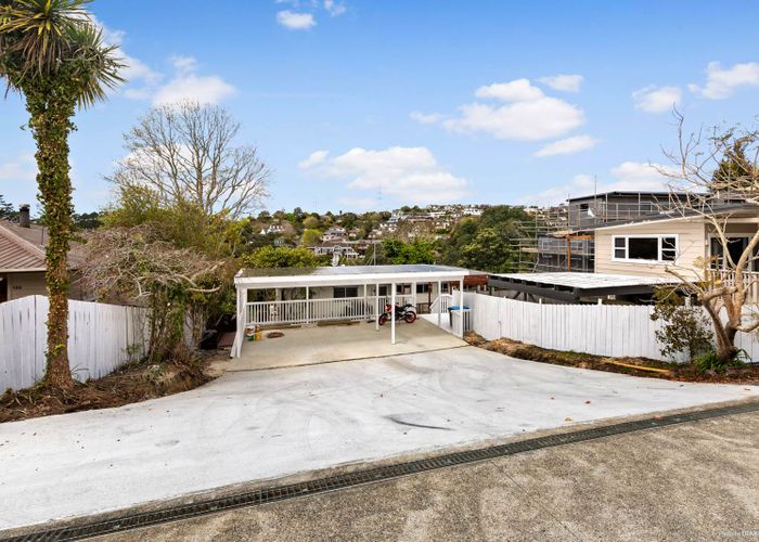  at 3/120 Lynbrooke Avenue, Blockhouse Bay, Auckland