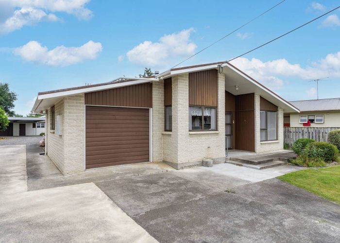  at 22 Dublin Street, Martinborough