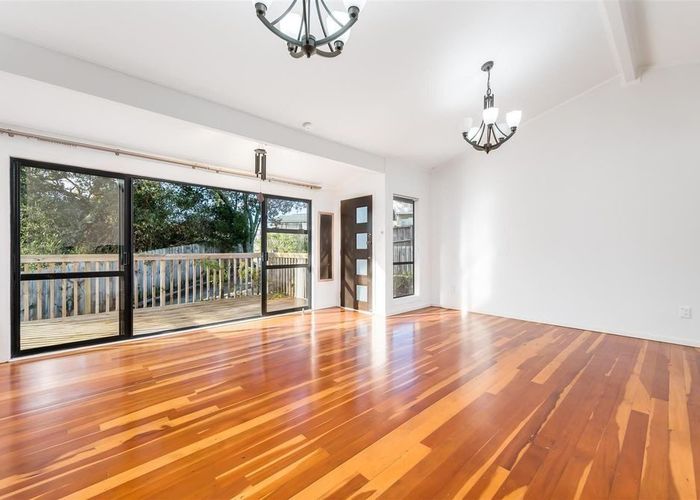  at 40 Acacia Road, Torbay, Auckland