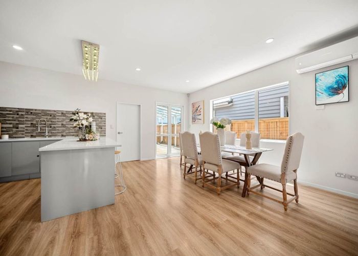  at 9 Fong Road, Flat Bush, Manukau City, Auckland